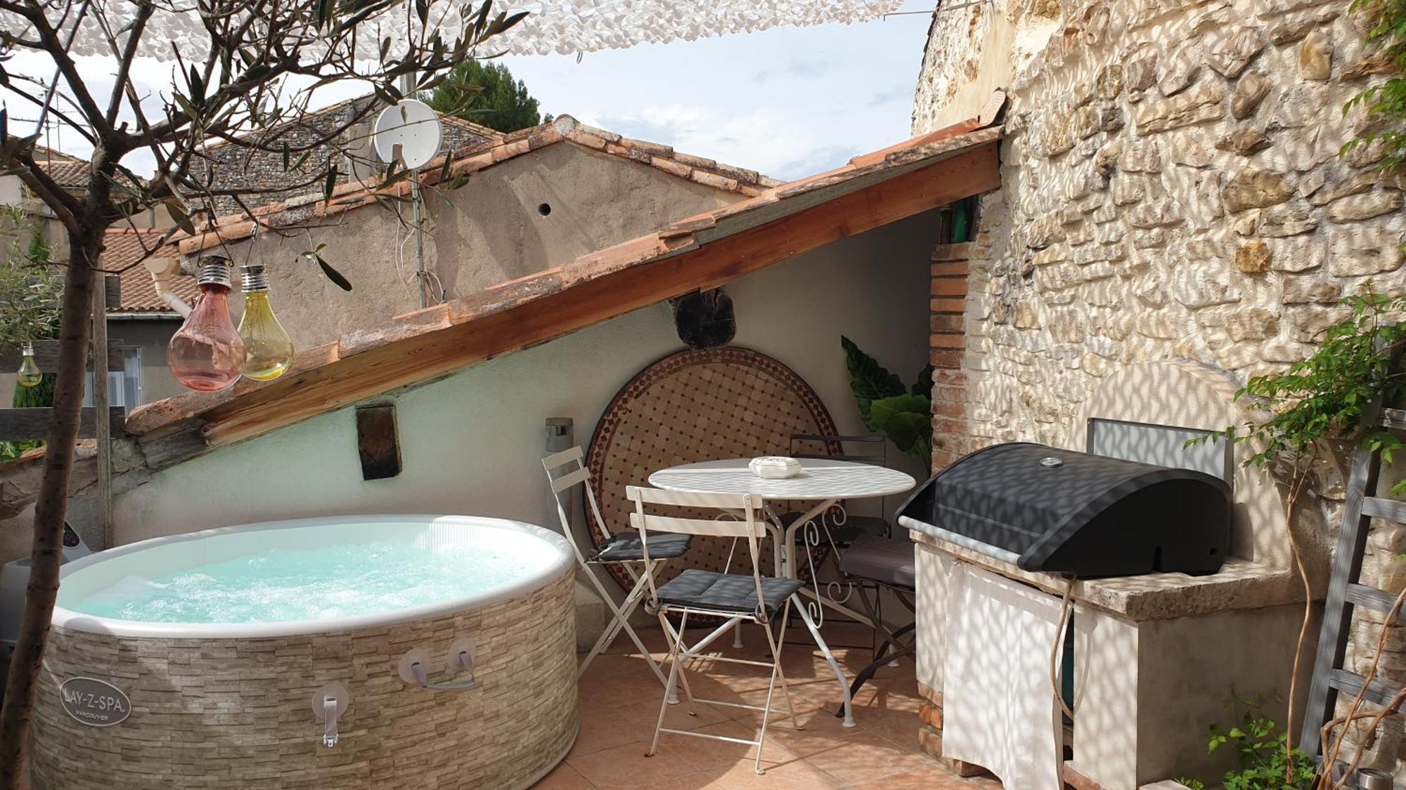 Maison Avec Jacuzzi Et Terrasse Sur Les Toits Brignon Exteriör bild